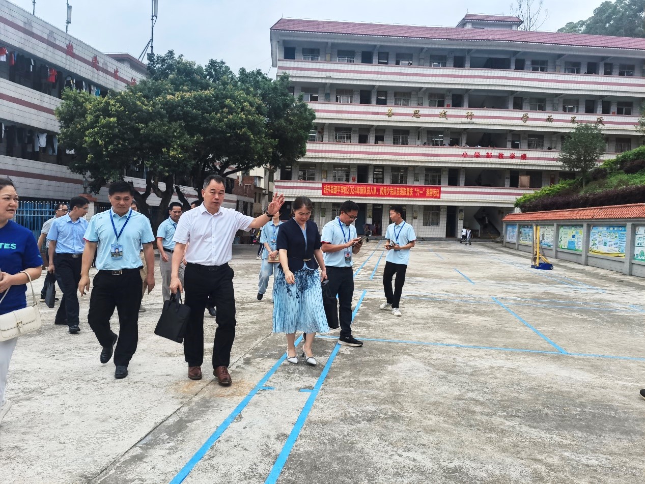 214b63c45936d727336aba10efc081e